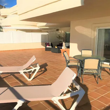 Apartament Bermuda *